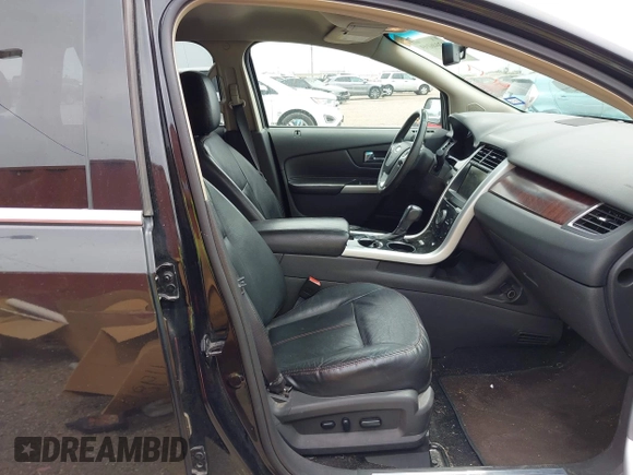 2014 Ford Edge Limited with VIN 2FMDK3KC2EBA30462, listed as a IAAI auction lot 42046199 with 134,812 mi miles. Bid and sale history available at carsss.com. Image 5.