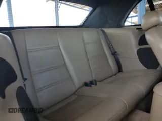 2001 Ford Mustang Deluxe z VIN 1FAFP44401F174830, wystawiony jako Copart lot #59810595 z przebiegiem Nie podano mil oraz Szkoda całkowita • Salvage title. Historia ofert i sprzedaży dostępna na DreamBid. Obrazek 10.