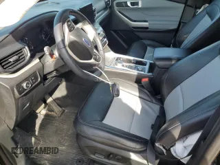 2023 Ford Explorer XLT with VIN 1FMSK8DH9PGB82621, listed as a Copart auction lot 50576485 with 28,026 mi miles and Salvage Title. Bid and sale history available at carsss.com. Image 7.