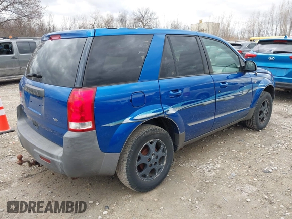 2004 Saturn VUE V6 with VIN 5GZCZ53414S820661, listed as a IAAI auction lot 42023074 with 176,339 mi miles. Bid and sale history available at carsss.com. Image 4.