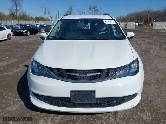 2021 Chrysler Voyager LXI with VIN 2C4RC1DG1MR534597, listed as a IAAI auction lot 41527294 with NaN miles. Bid and sale history available at carsss.com. Image 12.