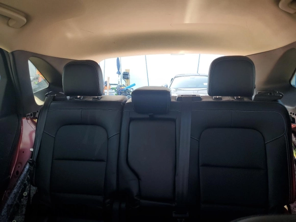 2020 Ford Escape SEL with VIN 1FMCU0H68LUA24470, listed as a Copart auction lot 63121095 with 86,890 mi miles and Salvage title. Bid and sale history available at DreamBid. Image 10.