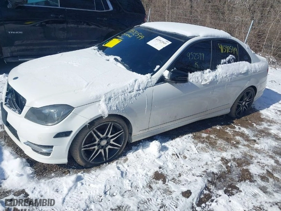 2014 Mercedes-Benz C-Class C 300 Sport with VIN WDDGF8AB8EA952599, listed as a IAAI auction lot 41592549 with 126,903 mi miles. Bid and sale history available at carsss.com. Image 2.