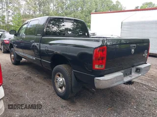 2006 Dodge 1500 SLT with VIN 3D7KS19D96G207169, listed as a IAAI auction lot 42086022 with 284,130 mi miles. Bid and sale history available at carsss.com. Image 3.