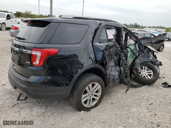 2018 Ford Explorer XLT with VIN 1FM5K8D88JGB06246, listed as a Copart auction lot 69748474 with 0 mi miles and Salvage Title. Bid and sale history available at carsss.com. Image 3.