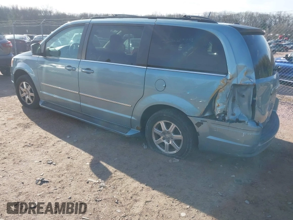 2009 Chrysler Town & Country Touring with VIN 2A8HR54169R577460, listed as a IAAI auction lot 42028839 with 160,692 mi miles and . Bid and sale history available at DreamBid. Image 3.