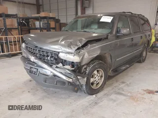 2001 Chevrolet Suburban LS with VIN 3GNEC16T21G222550, listed as a IAAI auction lot 41371629 with 261,681 mi miles. Bid and sale history available at carsss.com. Image 6.