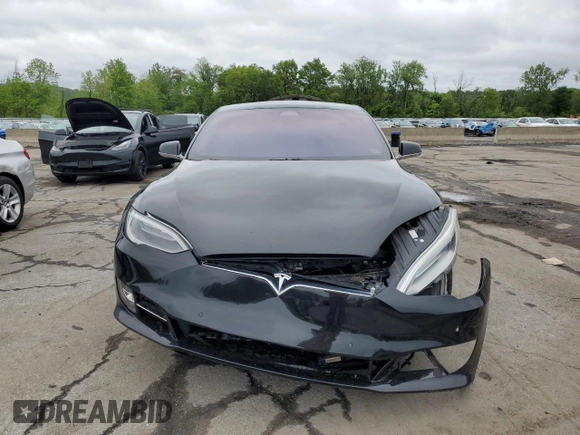 2018 Tesla Model S 75D with VIN 5YJSA1E22JF234262, listed as a Copart auction lot 57954755 with 62,375 mi miles and Salvage title. Bid and sale history available at DreamBid. Image 5.