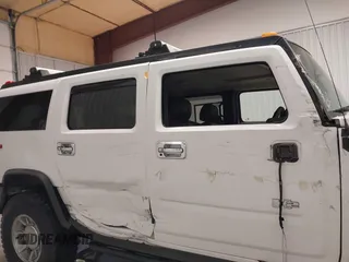 2006 Hummer H2 with VIN 5GRGN23U06H121985, listed as a IAAI auction lot 41336620 with 171,647 mi miles. Bid and sale history available at carsss.com. Image 14.