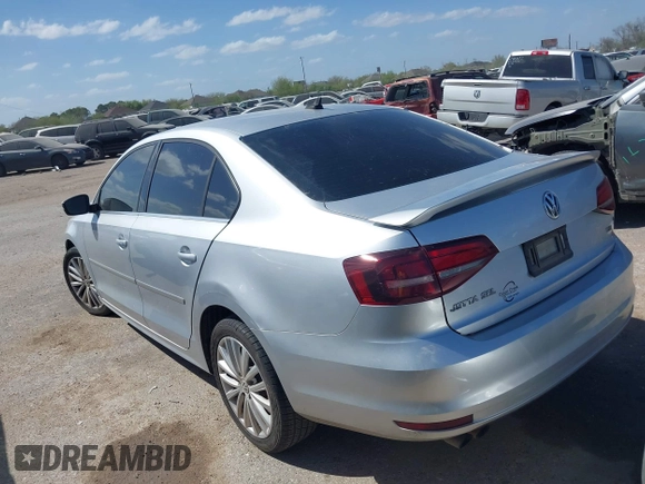 2016 Volkswagen Jetta Sedan 1.8T SEL with VIN 3VWL07AJ0GM330058, listed as a IAAI auction lot 41832211 with 1 mi miles. Bid and sale history available at carsss.com. Image 3.