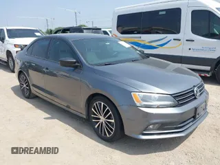 2015 Volkswagen Jetta SE с VIN 3VWD17AJ7FM325519, выставлен на аукционе IAAI как лот 41934201 с пробегом 139 167 миль миль и . История ставок и продаж доступна на DreamBid. Изображение 1.