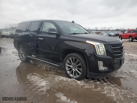 2019 Cadillac Escalade Platinum with VIN 1GYS4DKJ1KR291823, listed as a Copart auction lot 37245744 with 68,799 mi miles. Bid and sale history available at carsss.com. Image 4.