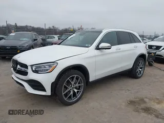 2022 Mercedes-Benz GLC 300 z VIN W1N0G8EB6NG096681, wystawiony jako IAAI lot #41775648 z przebiegiem 10 676 mil mil oraz . Historia ofert i sprzedaży dostępna na DreamBid. Obrazek 2.