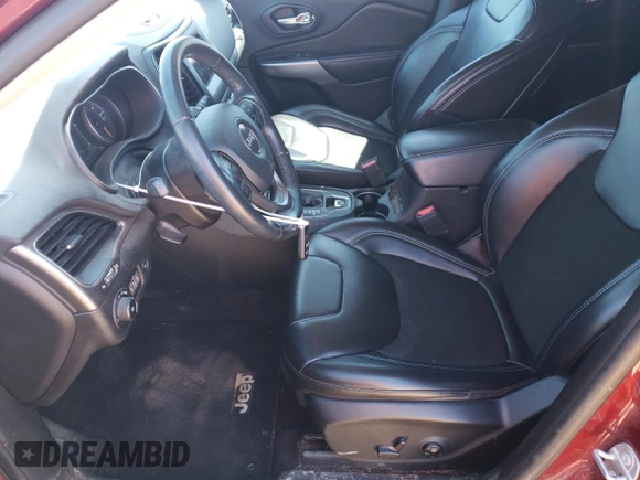 2019 Jeep Cherokee Latitude Plus with VIN 1C4PJLLB0KD128647, listed as a Copart auction lot 50322885 with 125,195 mi miles and Salvage Title. Bid and sale history available at carsss.com. Image 7.