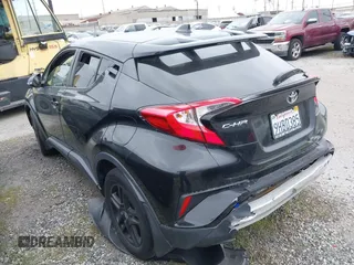 2020 Toyota C-HR LE with VIN JTNKHMBX6L1084659, listed as a IAAI auction lot 41807840 with 1 mi miles. Bid and sale history available at carsss.com. Image 3.