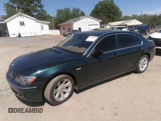 2006 BMW 7 Series 750Li with VIN WBAHN83566DT39225, listed as a IAAI auction lot 42034604 with 191,085 mi miles. Bid and sale history available at carsss.com. Image 2.