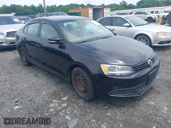 2014 Volkswagen Jetta SE with VIN 3VWD17AJ2EM428149, listed as a IAAI auction lot 42684150 with 206,924 mi miles and . Bid and sale history available at DreamBid. Image 1.