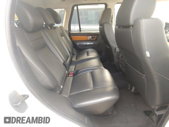 2011 Land Rover Range Rover Sport HSE with VIN SALSF2D45BA266832, listed as a Copart auction lot 54013985 with 156,397 mi miles and Clean title. Bid and sale history available at DreamBid. Image 6.