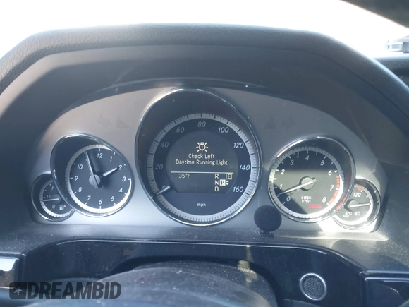 2011 Mercedes-Benz E-Class E 350 Luxury with VIN WDDHF8HB7BA390393, listed as a IAAI auction lot 41398879 with 155,161 mi miles. Bid and sale history available at carsss.com. Image 7.