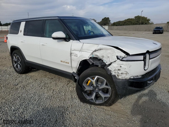 2024 Rivian R1S Adventure with VIN 7PDSGABA4RN043975, listed as a Copart auction lot 41524615 with 6,807 mi miles and Salvage Title. Bid and sale history available at carsss.com. Image 4.