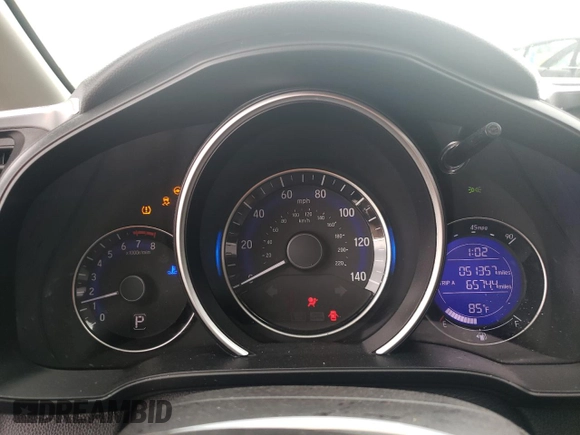 2019 Honda Fit LX с VIN 3HGGK5H45KM725852, выставлен на аукционе Copart как лот 61031615 с пробегом 51 357 миль миль и Списание • Salvage title. История ставок и продаж доступна на DreamBid. Изображение 9.