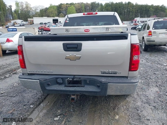 2008 Chevrolet Silverado 1500 LTZ with VIN 3GCEC13J68G145249, listed as a IAAI auction lot 41927560 with 252,141 mi miles. Bid and sale history available at carsss.com. Image 16.