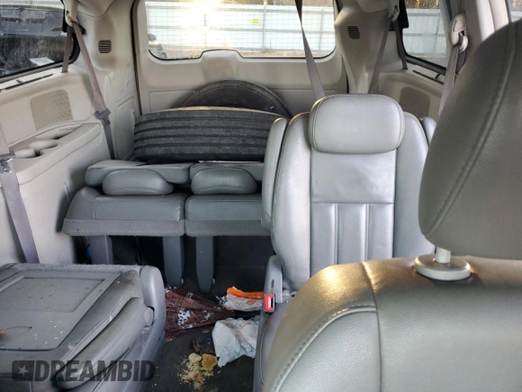 2010 Chrysler Town & Country Touring with VIN 2A4RR5D19AR170369, listed as a Copart auction lot 81196294 with 224,705 mi miles and Salvage Title. Bid and sale history available at DreamBid. Image 10.