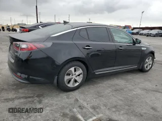 2016 Kia Optima z VIN KNAGM4AD1G5093553, wystawiony jako Copart lot #56072335 z przebiegiem 95 002 mil mil oraz Szkoda całkowita • Salvage title. Historia ofert i sprzedaży dostępna na DreamBid. Obrazek 3.