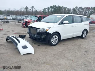 2017 Kia Sedona L with VIN KNDMA5C16H6285084, listed as a IAAI auction lot 41779420 with NaN miles. Bid and sale history available at carsss.com. Image 18.