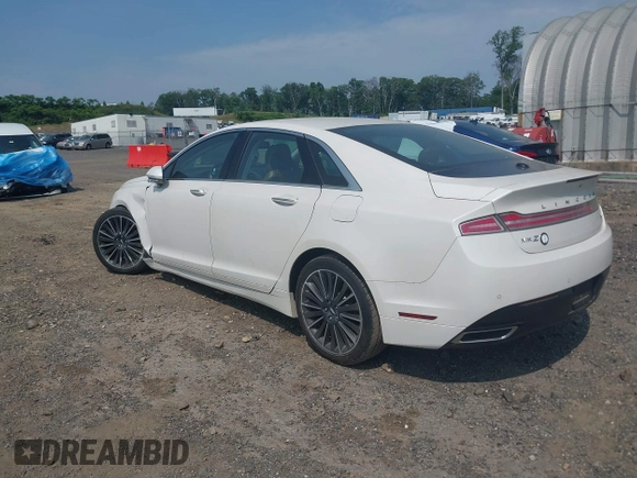2016 Lincoln MKZ z VIN 3LN6L2JK8GR626690, wystawiony jako IAAI lot #42438226 z przebiegiem 51 678 mil mil oraz . Historia ofert i sprzedaży dostępna na DreamBid. Obrazek 3.