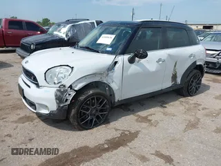 2016 MINI Countryman S with VIN WMWZC3C53GWP53582, listed as a IAAI auction lot 42400636 with Not provided miles and . Bid and sale history available at DreamBid. Image 2.