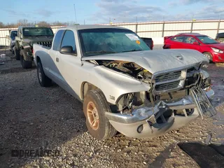 2000 Dodge Dakota with VIN 1B7GL22X9YS635150, listed as a IAAI auction lot 41109068 with 117,491 mi miles and . Bid and sale history available at DreamBid. Image 1.