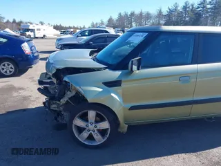 2010 Kia Soul + with VIN KNDJT2A23A7061651, listed as a IAAI auction lot 41685158 with 160,774 mi miles. Bid and sale history available at carsss.com. Image 13.