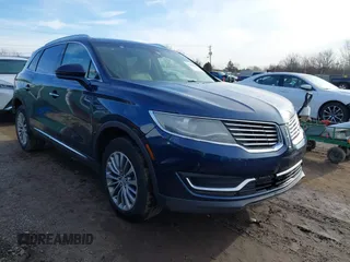2017 Lincoln MKX Select with VIN 2LMPJ8KR9HBL25391, listed as a IAAI auction lot 41501001 with 101,696 mi miles. Bid and sale history available at carsss.com. Image 1.
