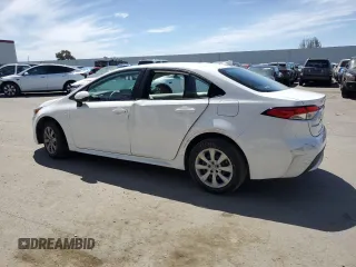 2022 Toyota Corolla LE with VIN 5YFEPMAE2NP349306, listed as a Copart auction lot 52709735 with 30,688 mi miles and Salvage Title. Bid and sale history available at carsss.com. Image 2.