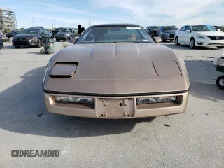1985 Chevrolet Corvette with VIN 1G1YY0785F5124812, listed as a Copart auction lot 60605264 with 880,422 mi miles and Salvage Title. Bid and sale history available at carsss.com. Image 5.