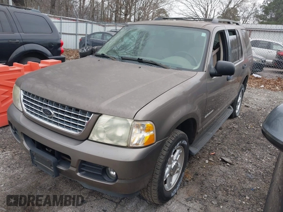 2004 Ford Explorer XLT z VIN 1FMZU63K64UB38633, wystawiony jako IAAI lot #41647422 z przebiegiem 232 857 mil mil oraz . Historia ofert i sprzedaży dostępna na DreamBid. Obrazek 2.
