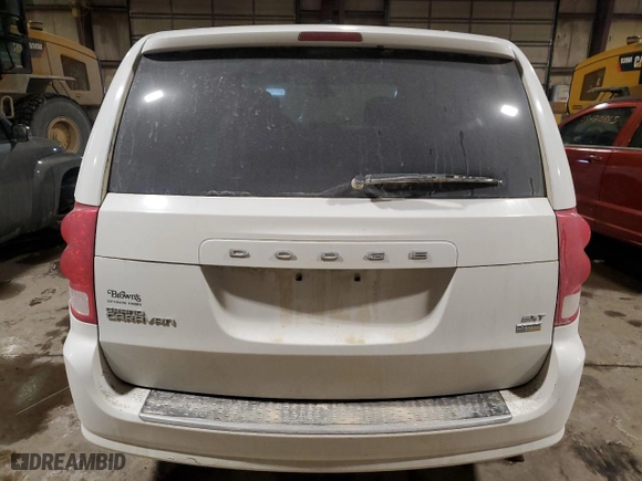 2019 Dodge Grand Caravan SXT with VIN 2C4RDGCG6KR695106, listed as a Copart auction lot 44424215 with 192,484 mi miles and Salvage Title. Bid and sale history available at carsss.com. Image 6.
