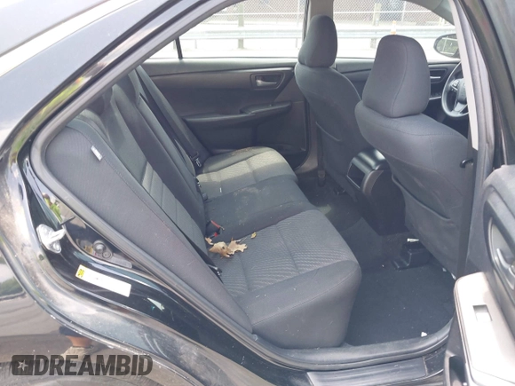 2015 Toyota Camry XLE z VIN 4T1BF1FK3FU089923, wystawiony jako IAAI lot #42285166 z przebiegiem 109 631 mil mil oraz . Historia ofert i sprzedaży dostępna na DreamBid. Obrazek 8.