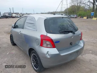2007 Toyota Yaris с VIN JTDJT923375083749, выставлен на аукционе IAAI как лот 42070362 с пробегом 189 847 миль миль и . История ставок и продаж доступна на DreamBid. Изображение 3.