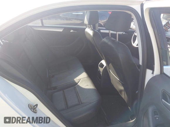 2014 Volkswagen Jetta SE с VIN 3VWD17AJ3EM222192, выставлен на аукционе IAAI как лот 42794521 с пробегом 138 199 миль миль и . История ставок и продаж доступна на DreamBid. Изображение 8.