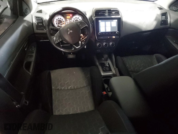 2023 Mitsubishi Outlander ES z VIN JA4ARUAU9PU012079, wystawiony jako Copart lot #52338905 z przebiegiem 31 458 mil mil oraz Szkoda całkowita • Salvage title. Historia ofert i sprzedaży dostępna na DreamBid. Obrazek 8.