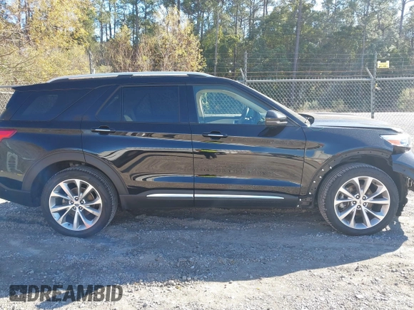 2021 Ford Explorer Platinum with VIN 1FM5K8HC8MGC50172, listed as a IAAI auction lot 41346866 with 59,704 mi miles. Bid and sale history available at carsss.com. Image 14.