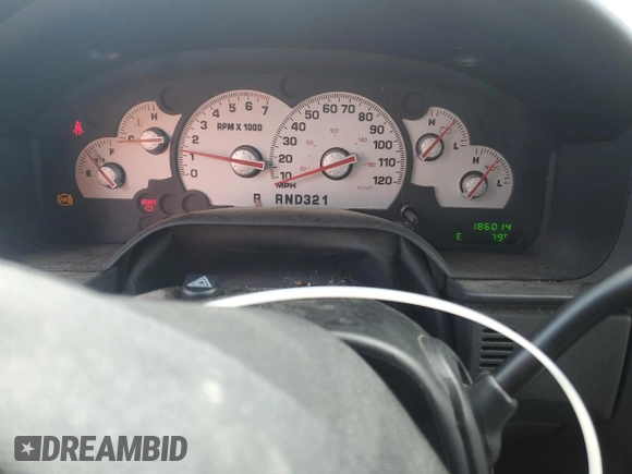 2004 Mercury Mountaineer Convenience with VIN 4M2ZU86KX4UJ06323, listed as a Copart auction lot 61662835 with 186,014 mi miles and Salvage title. Bid and sale history available at DreamBid. Image 9.