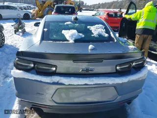 2019 Chevrolet Camaro 2LT with VIN 1G1FC1RX8K0127503, listed as a IAAI auction lot 41448837 with 84,170 mi miles. Bid and sale history available at carsss.com. Image 16.