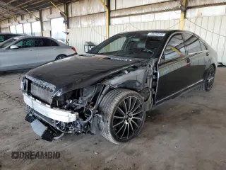 2011 Mercedes-Benz S 63 AMG z VIN WDDNG7EB8BA398453, wystawiony jako Copart lot #49259745 z przebiegiem 182 081 mil mil oraz Szkoda całkowita • Salvage title. Historia ofert i sprzedaży dostępna na DreamBid. Obrazek 1.