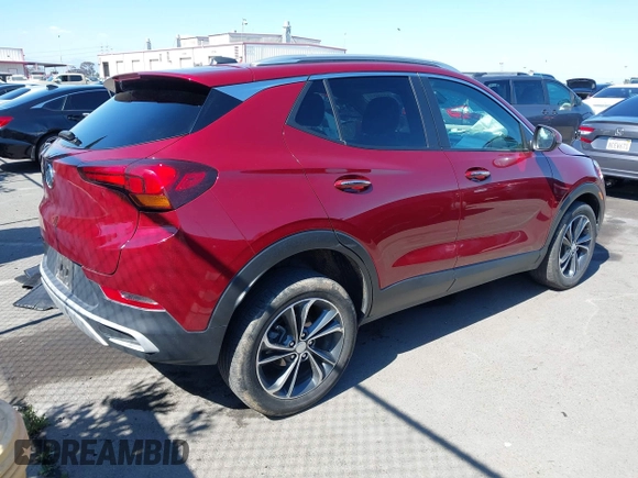 2023 Buick Encore GX Select z VIN KL4MMDS29PB015357, wystawiony jako IAAI lot #42226844 z przebiegiem 44 818 mil mil oraz . Historia ofert i sprzedaży dostępna na DreamBid. Obrazek 4.