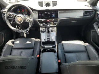 2024 Porsche Macan с VIN WP1AA2A50RLB02092, выставлен на аукционе Copart как лот 58689505 с пробегом 11 093 миль миль и Списание • Salvage title. История ставок и продаж доступна на DreamBid. Изображение 8.