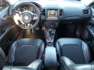 2019 Jeep Compass Trailhawk with VIN 3C4NJDDB5KT775860, listed as a Copart auction lot 48113695 with 76,091 mi miles and Salvage Title. Bid and sale history available at DreamBid. Image 8.