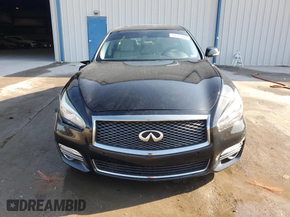 2016 Infiniti Q70 z VIN JN1BY1AP0GM220179, wystawiony jako Copart lot #54129215 z przebiegiem 117 759 mil mil oraz Szkoda całkowita • Salvage title. Historia ofert i sprzedaży dostępna na DreamBid. Obrazek 5.
